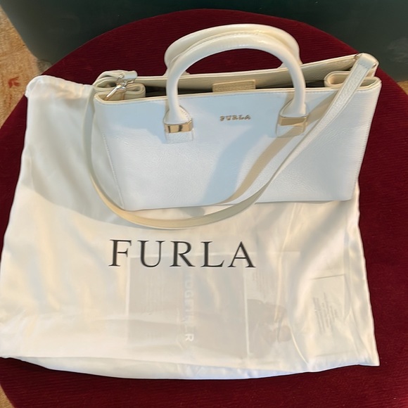 White leather Tote NWOT - Picture 3 of 12